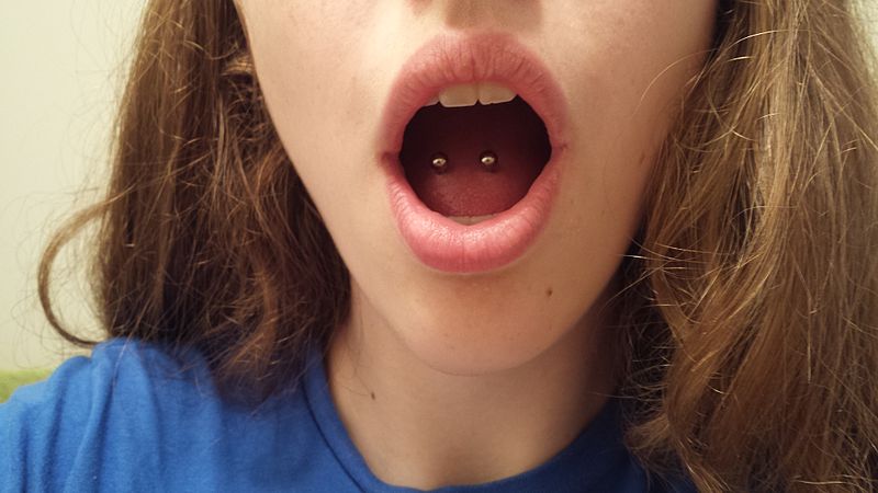 Tongue_Piercing